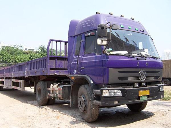 鎮(zhèn)江榮威物流貨運(yùn)車輛-東風(fēng)加長